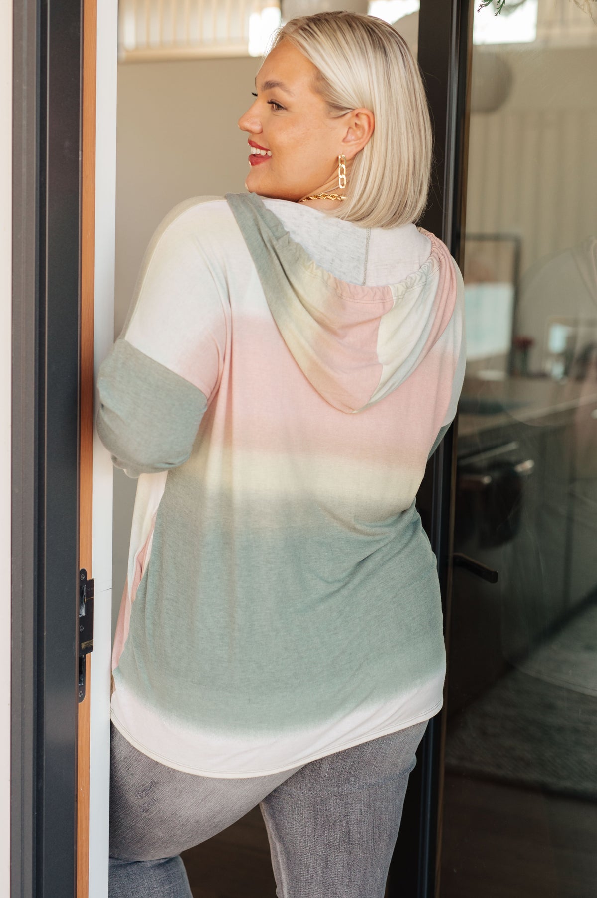 Hazy Horizon Ombre Hoodie - Mack and Mav Boutique 